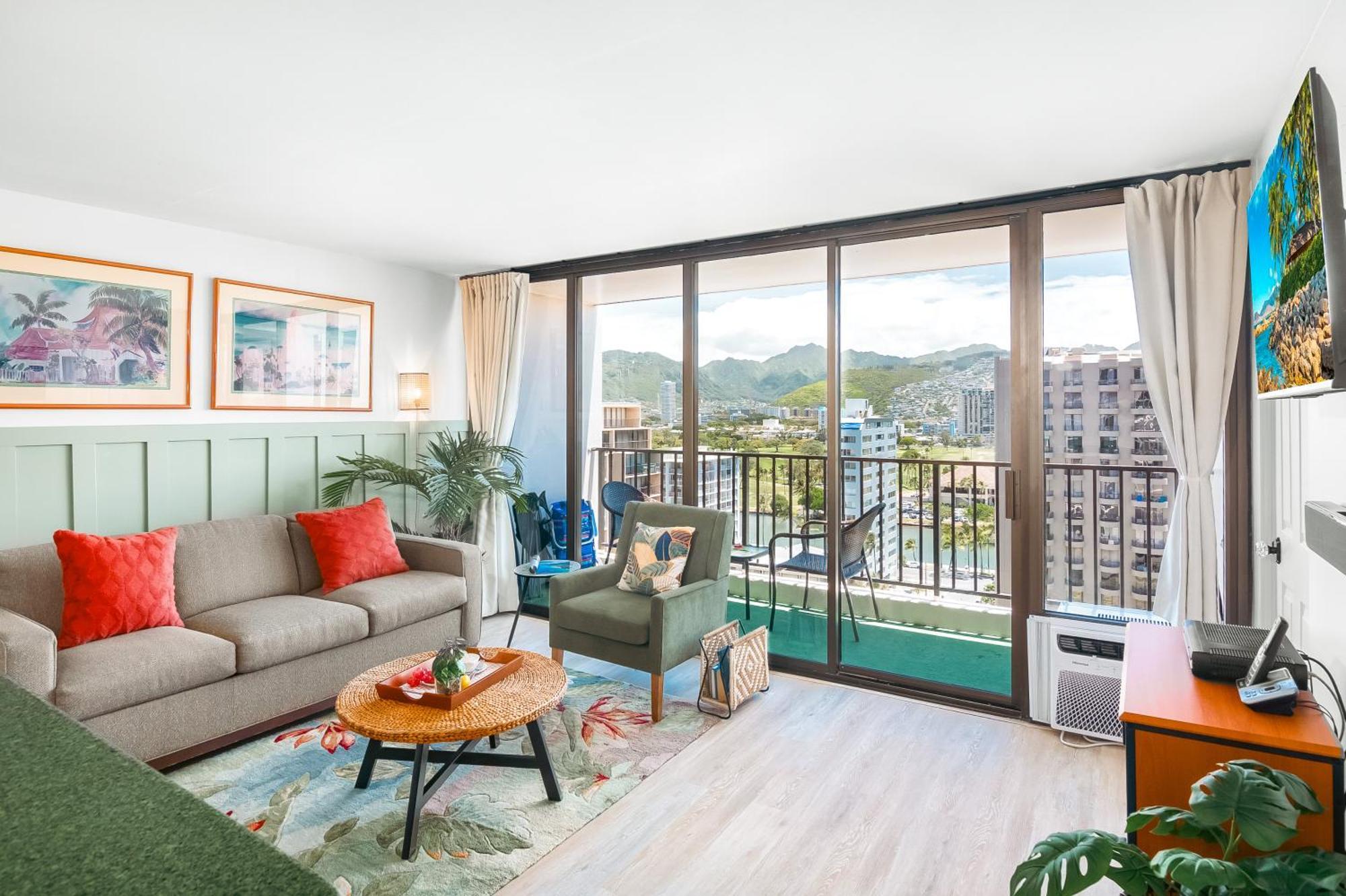 Mountain View Condo W/ King-Size Bed, Free Parking Honolulu Exterior photo